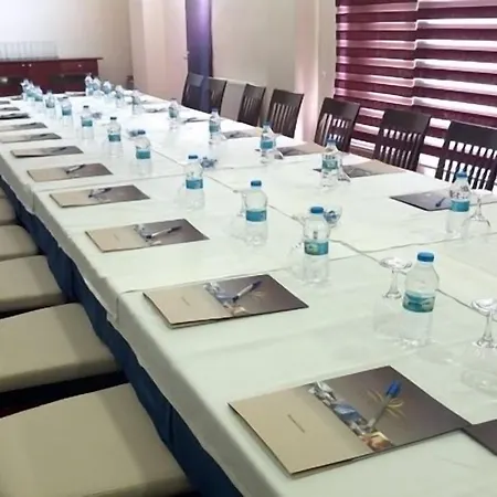 Sahil Pendik Szálloda 3*