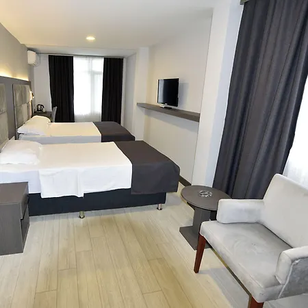 Sahil Pendik Szálloda 3*